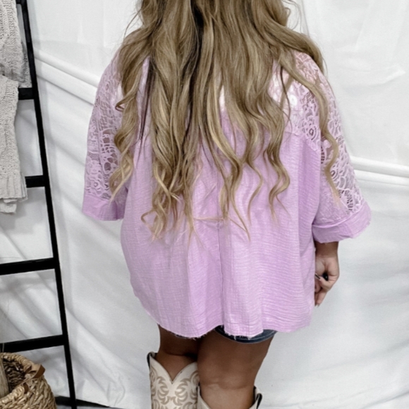 NWOT Boutique Lilac lace sleeve button front shirt, size Large (oversized) - Picture 2 of 7